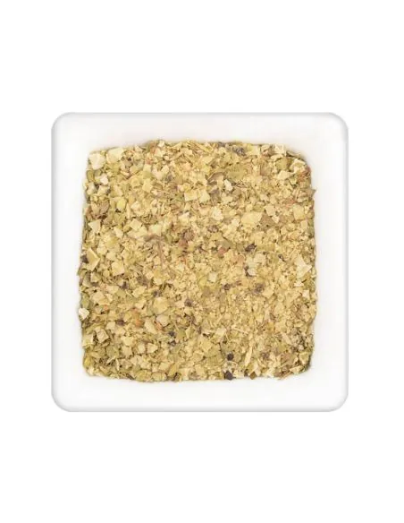 Getrocknete Bio-Gewürzmischung Tomate-Mozzarella in einer weißen quadratischen Schale.